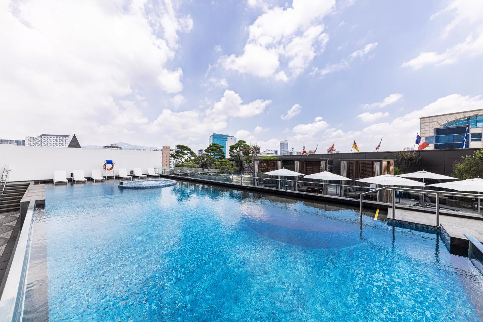 The Ambassador - A Pullman Hotel 5*