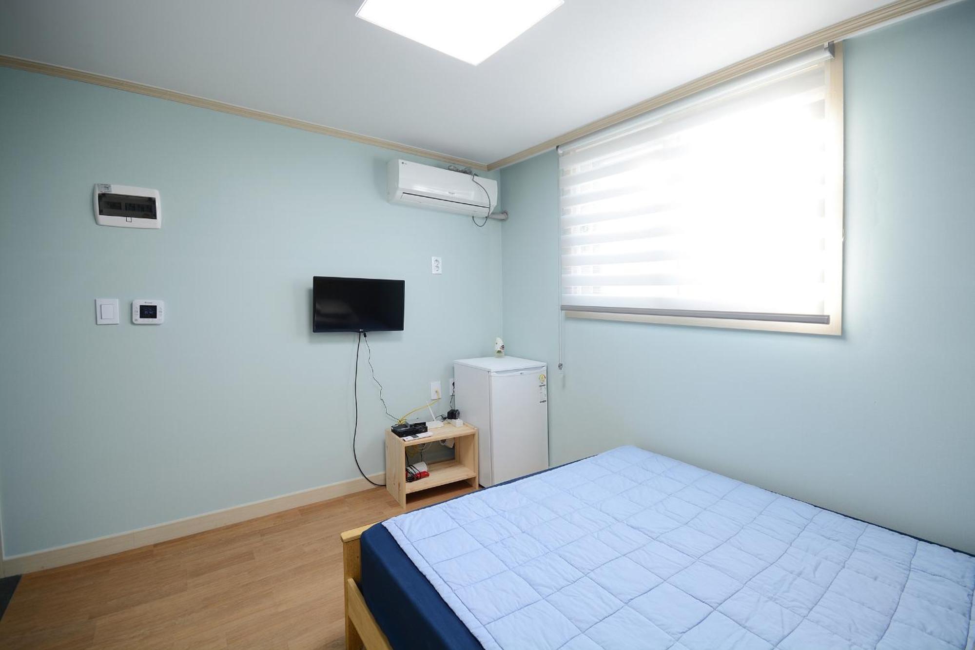 Sunnyhill Hongdae Guest house