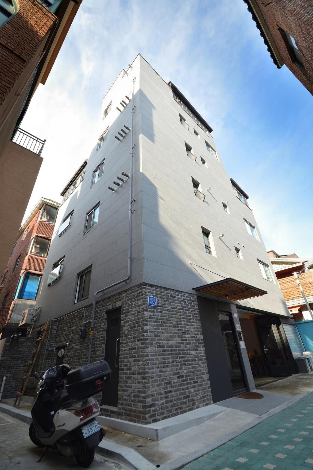Sunnyhill Hongdae Guest house