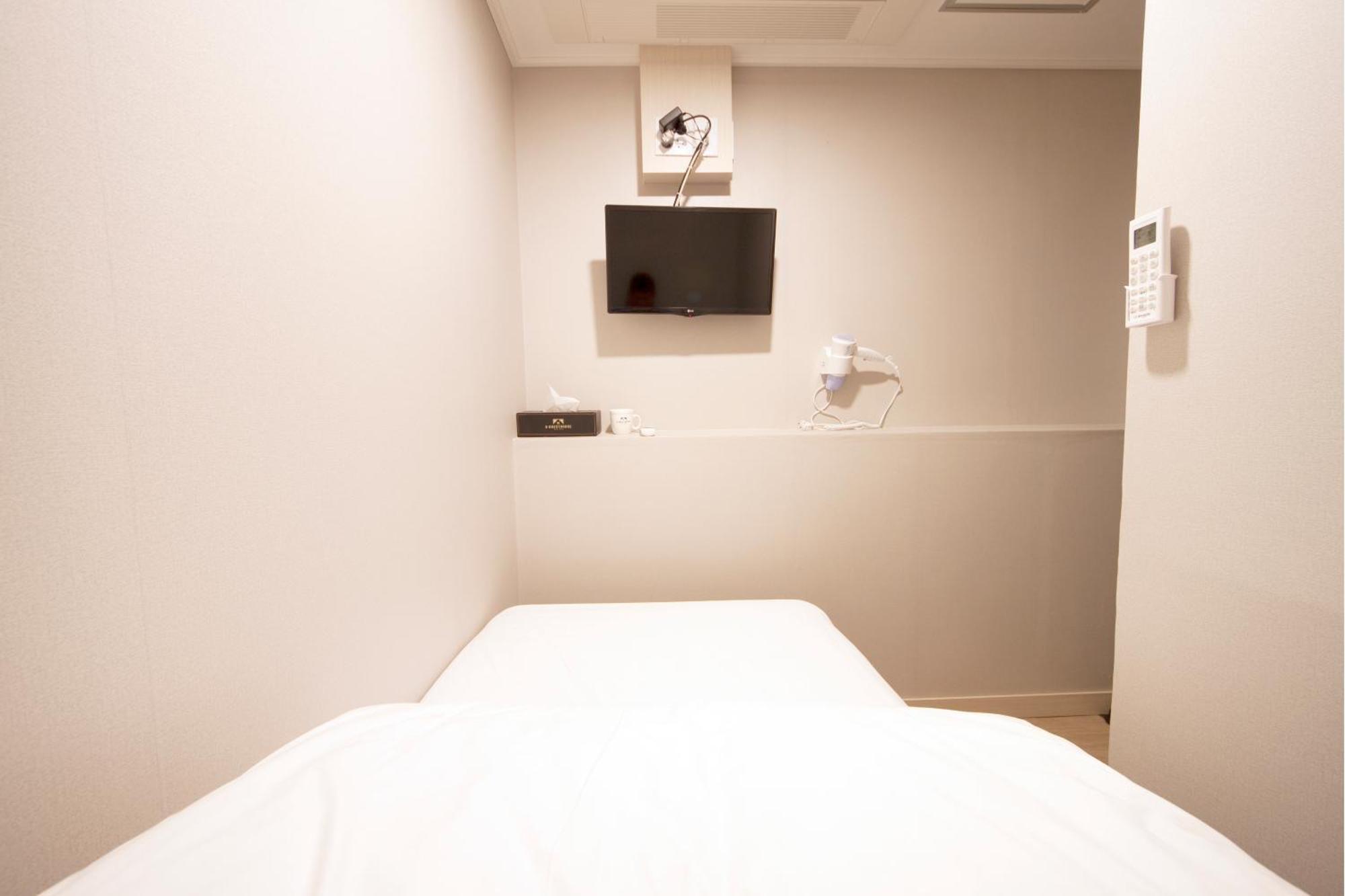 K-guesthouse Dongdaemun Premium Hostel *