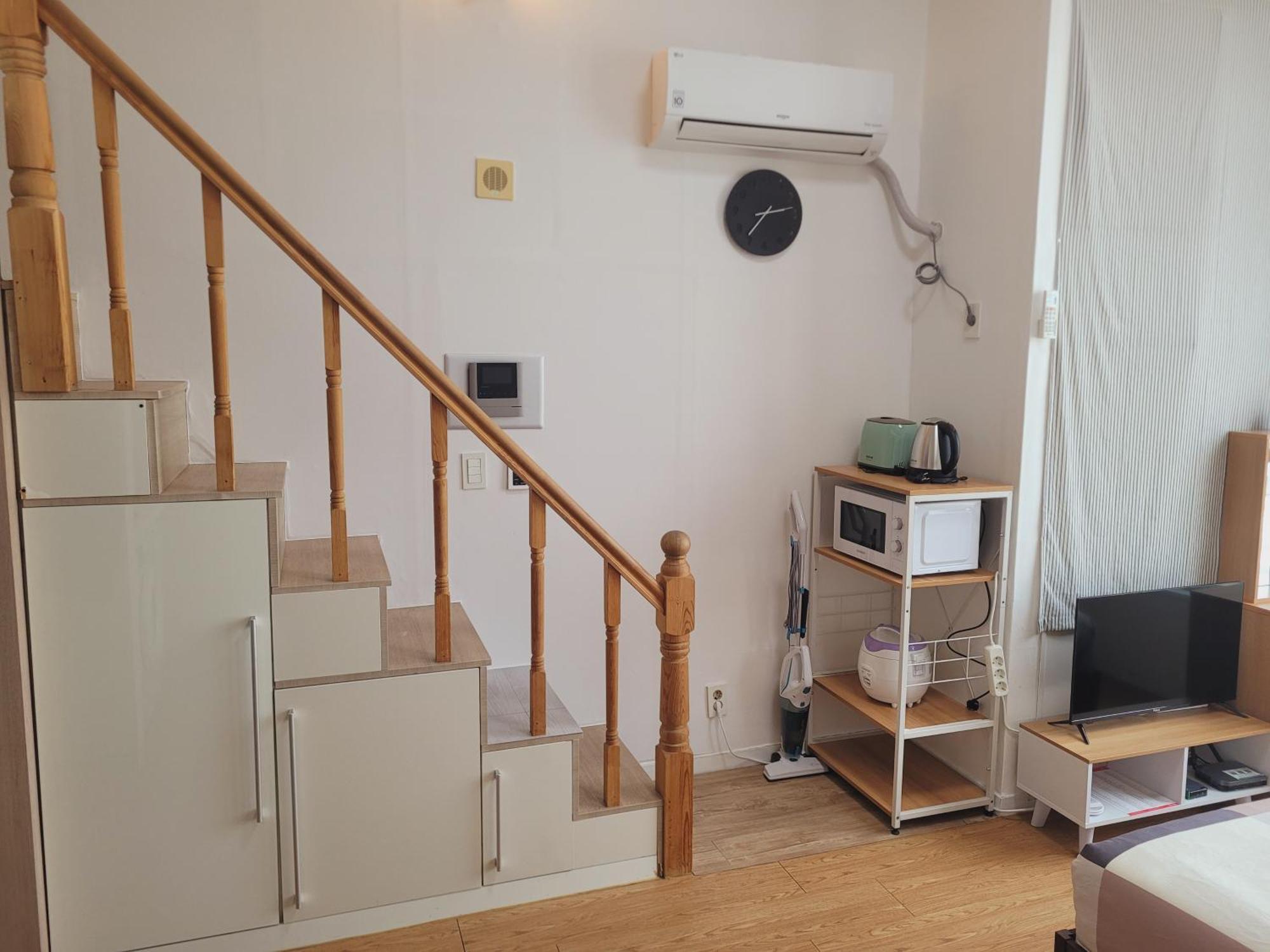 Travel House * Seoul