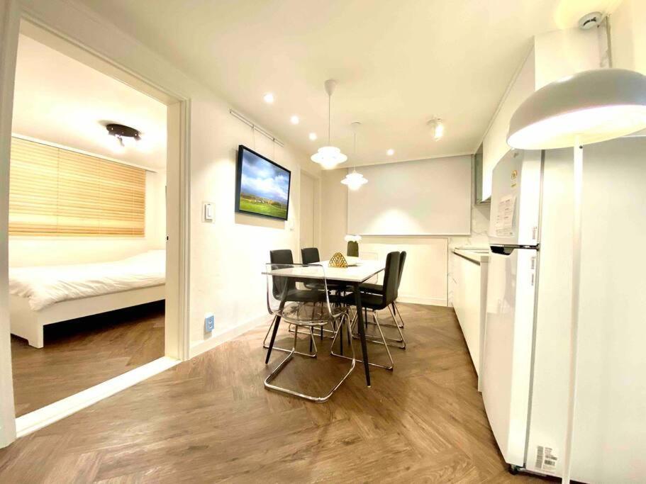 Upperhouse 2 - Coex Gangnam Area Apartment *