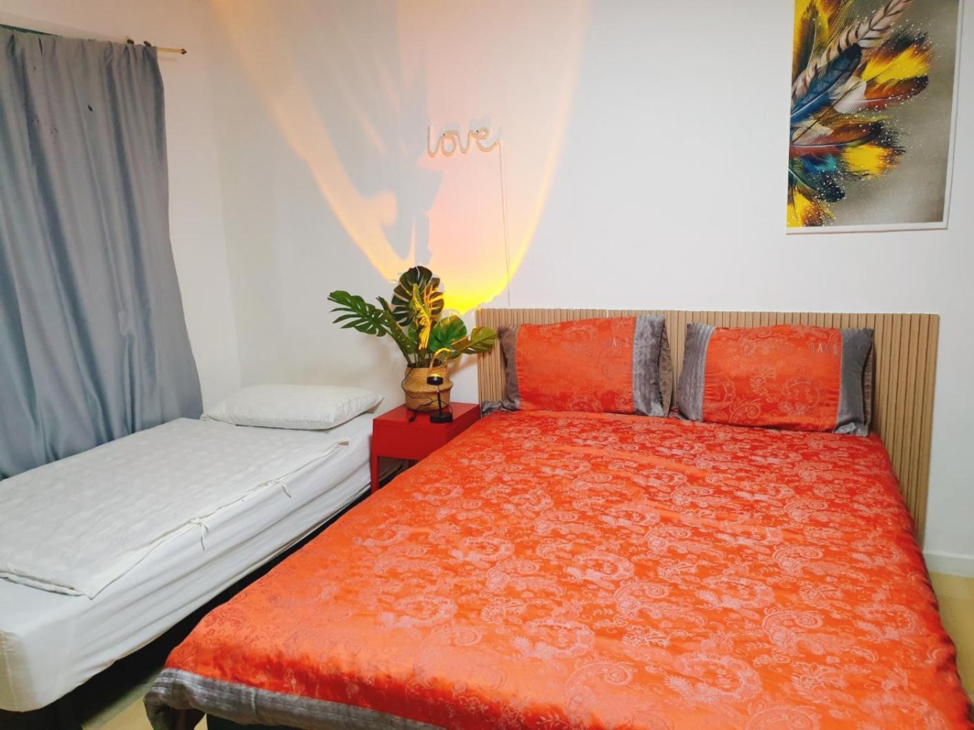 Moon House Apartment