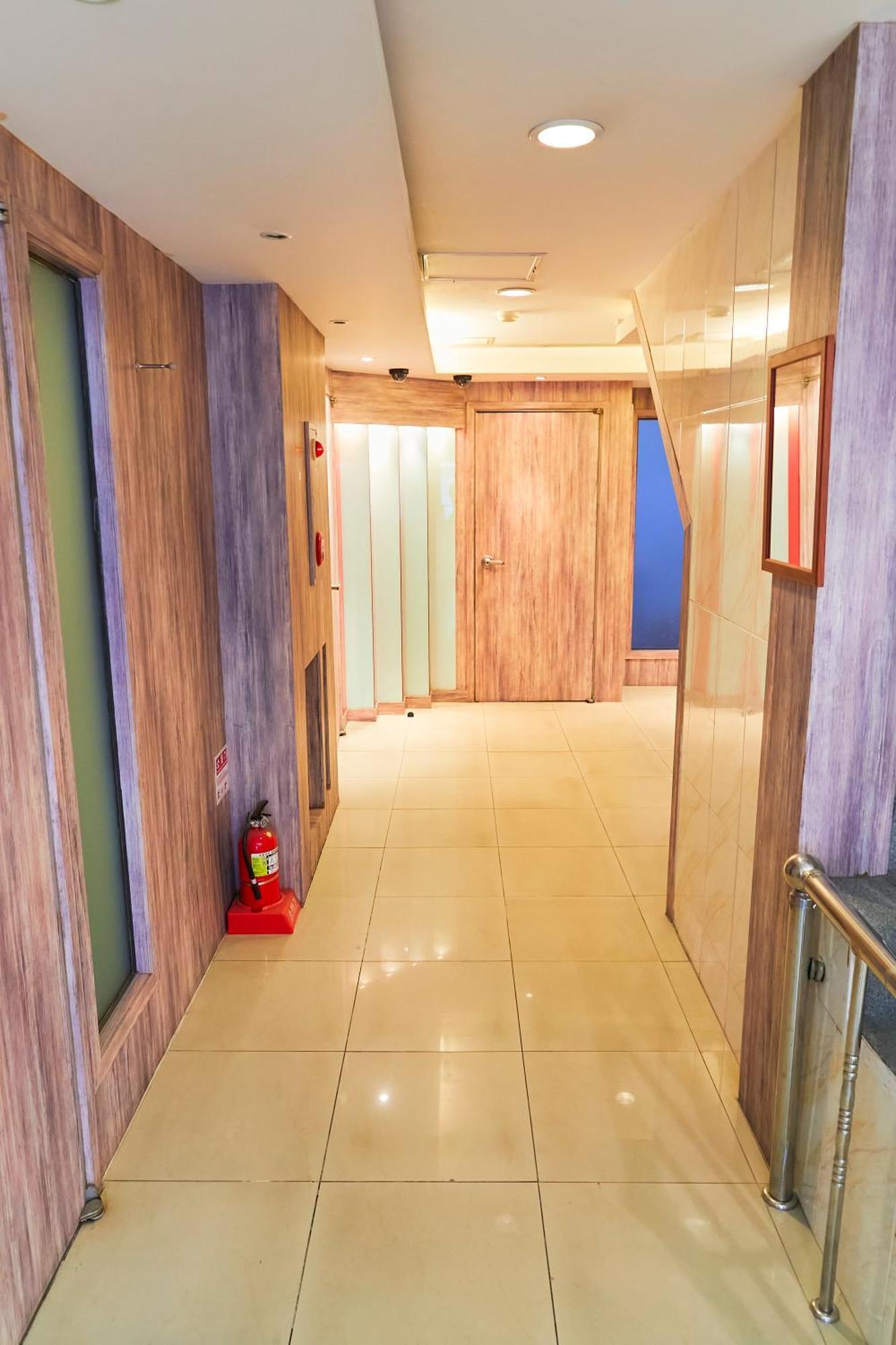 Hostel Travelers A Korea *