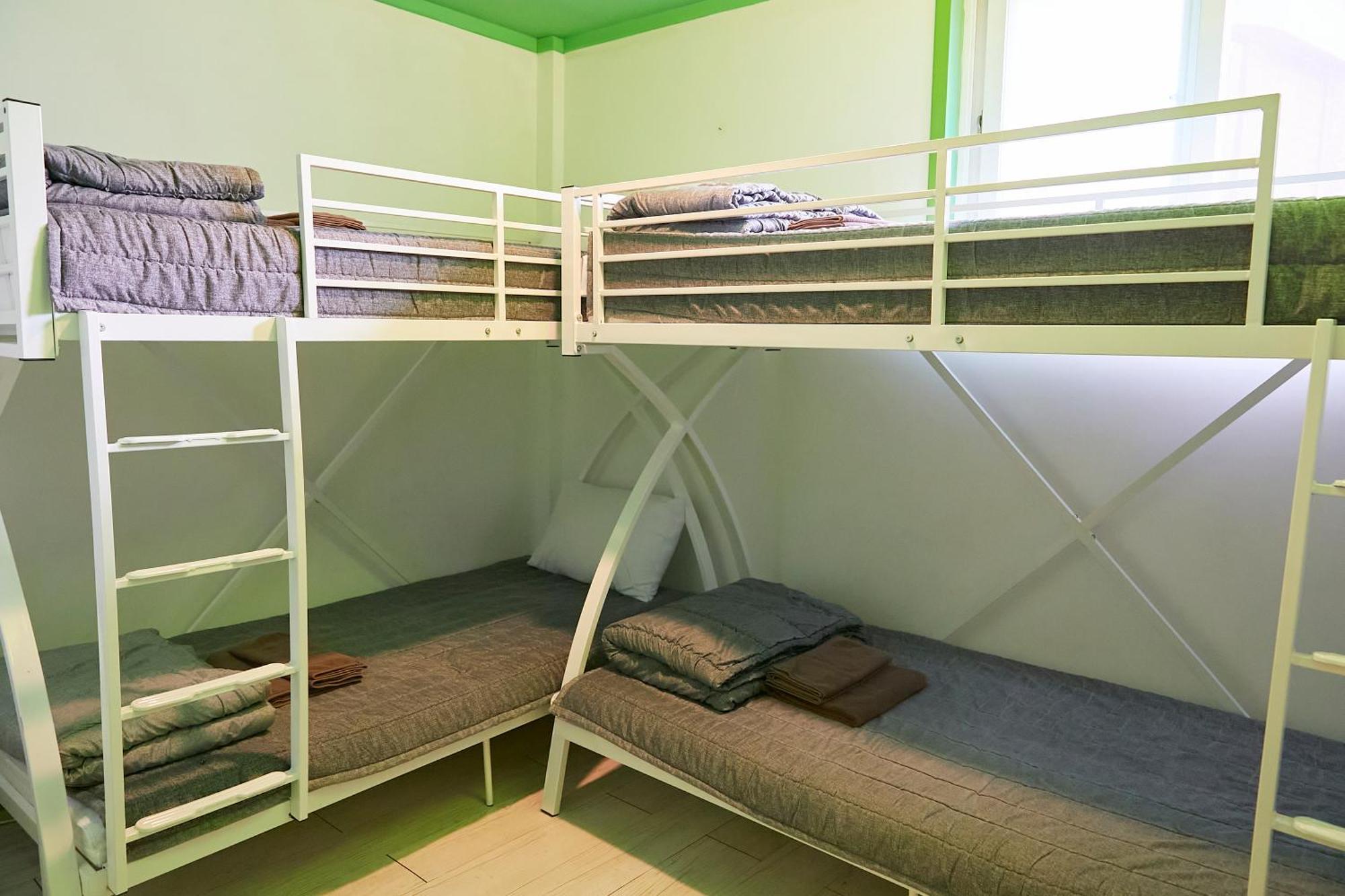 Travelers A Korea Hostel *