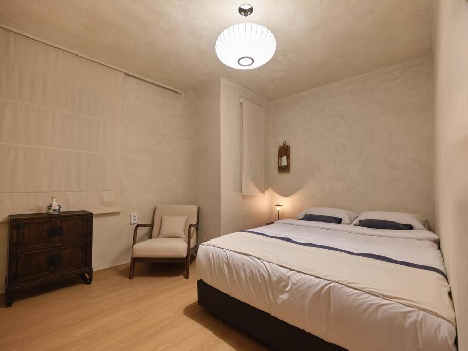 Traditional Meets Modern In Our Unique Hanok Apartment *