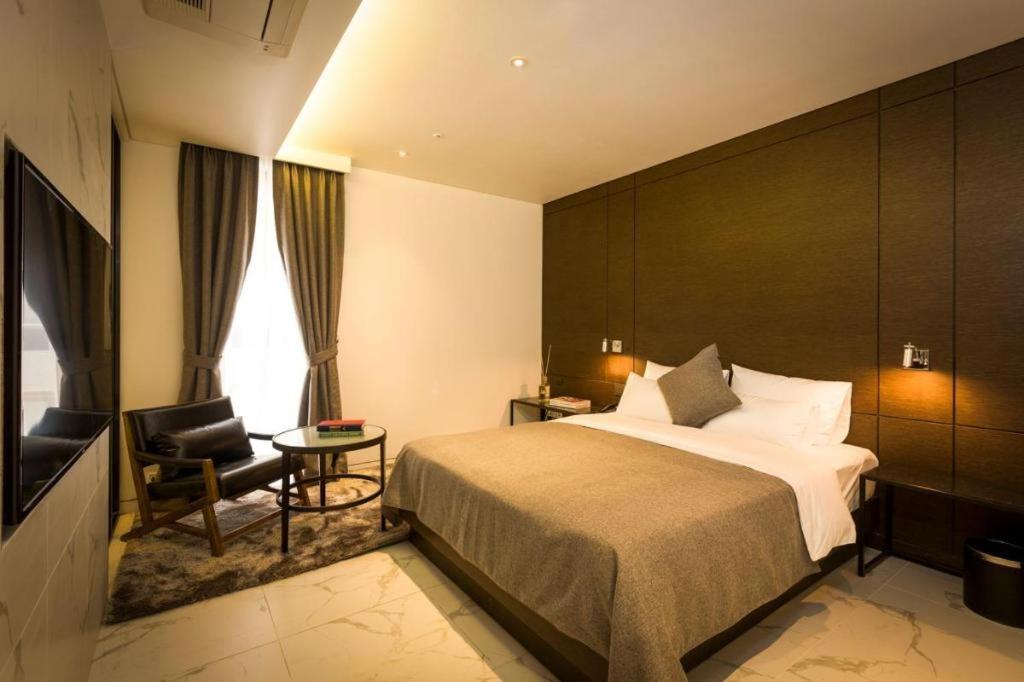 Trang Blue Motel