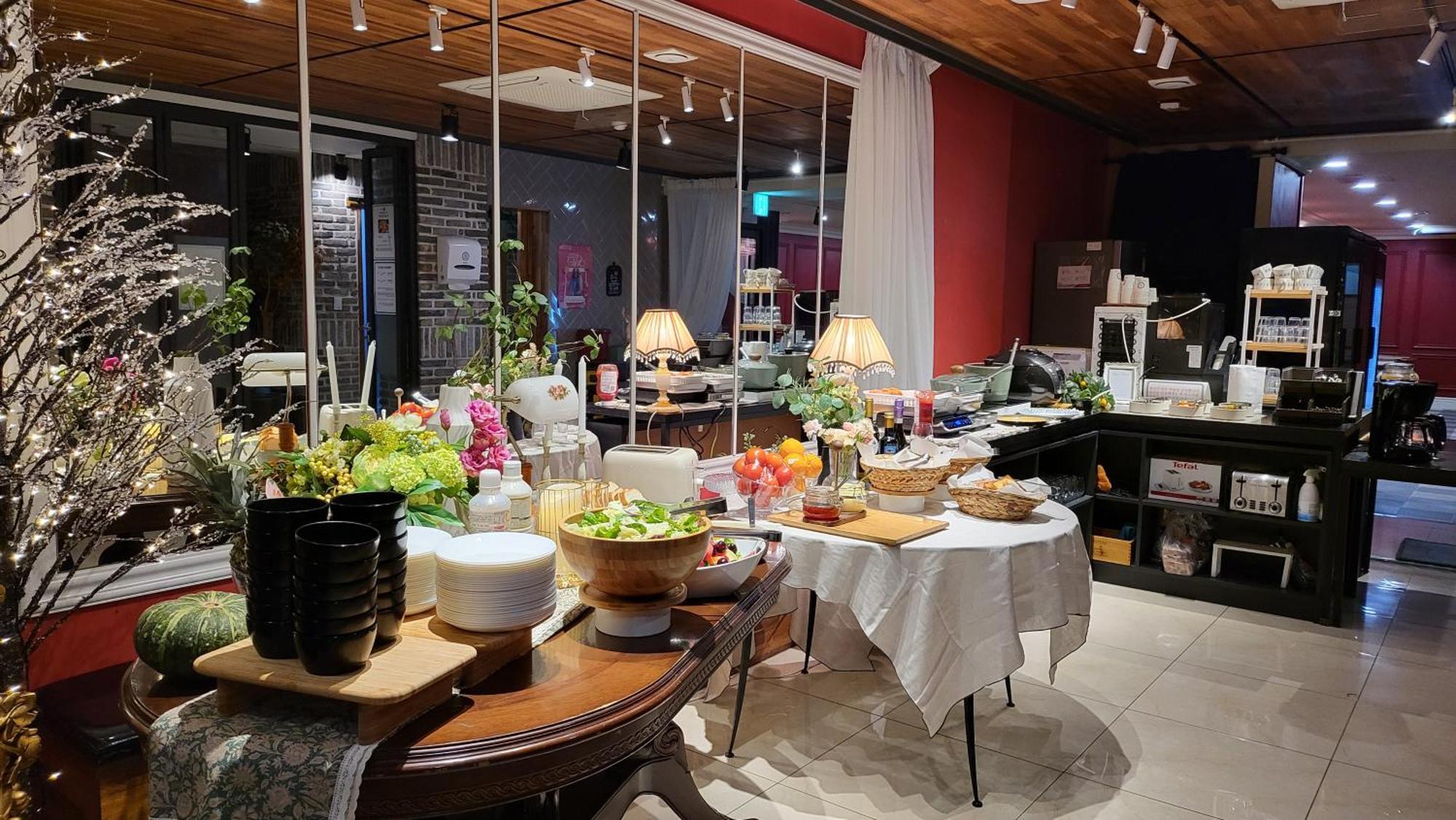 Sangju Hotel 3*