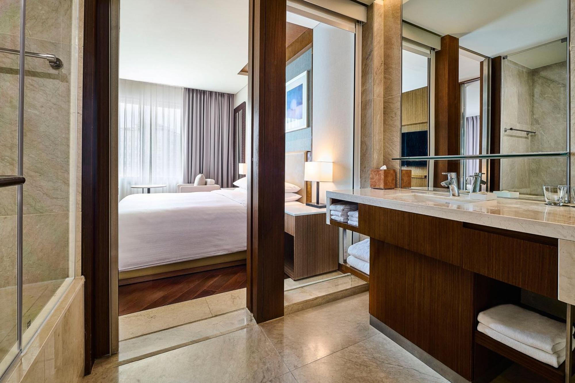 Courtyard By Marriott Times Square Hotel