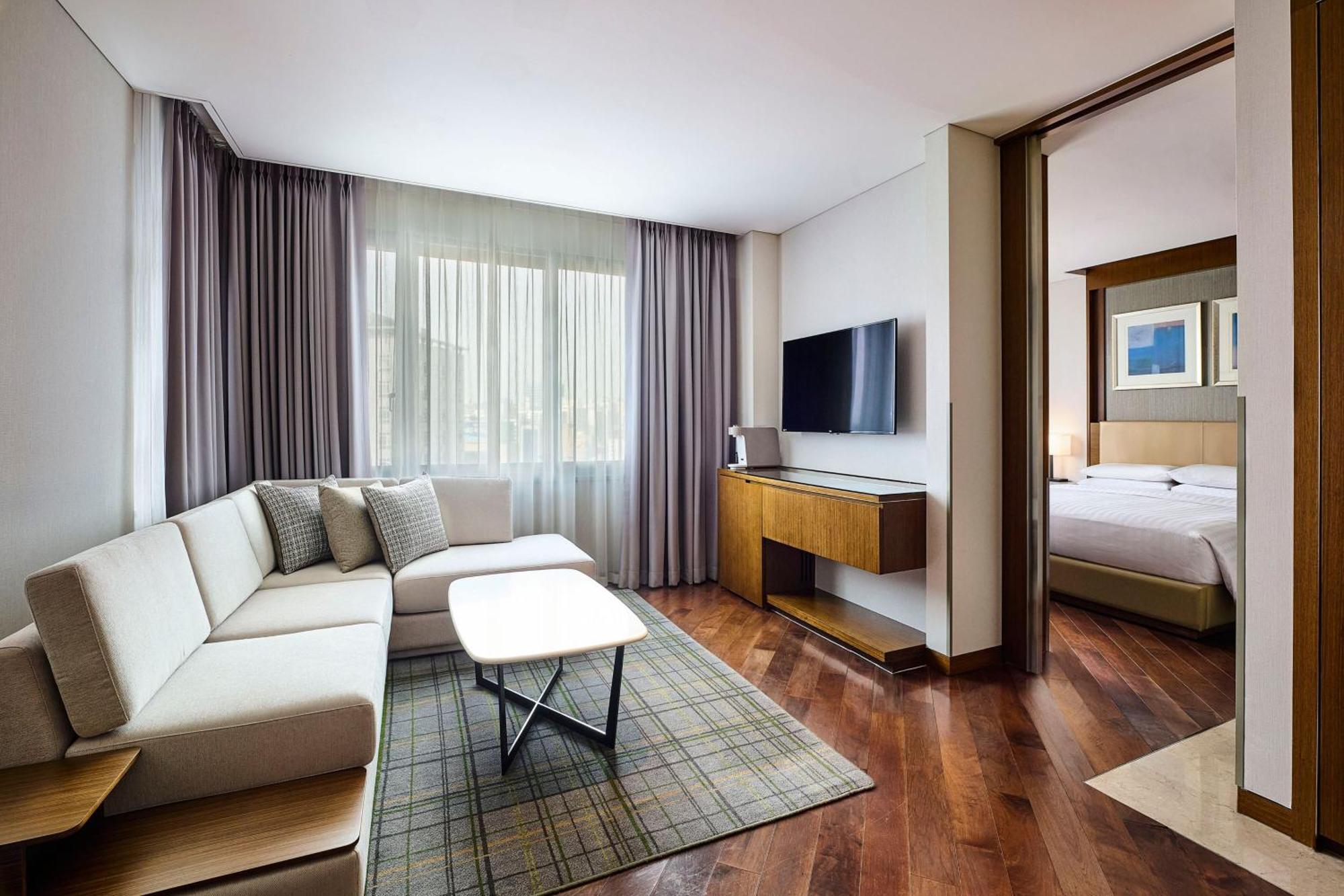 Courtyard By Marriott Times Square 4*