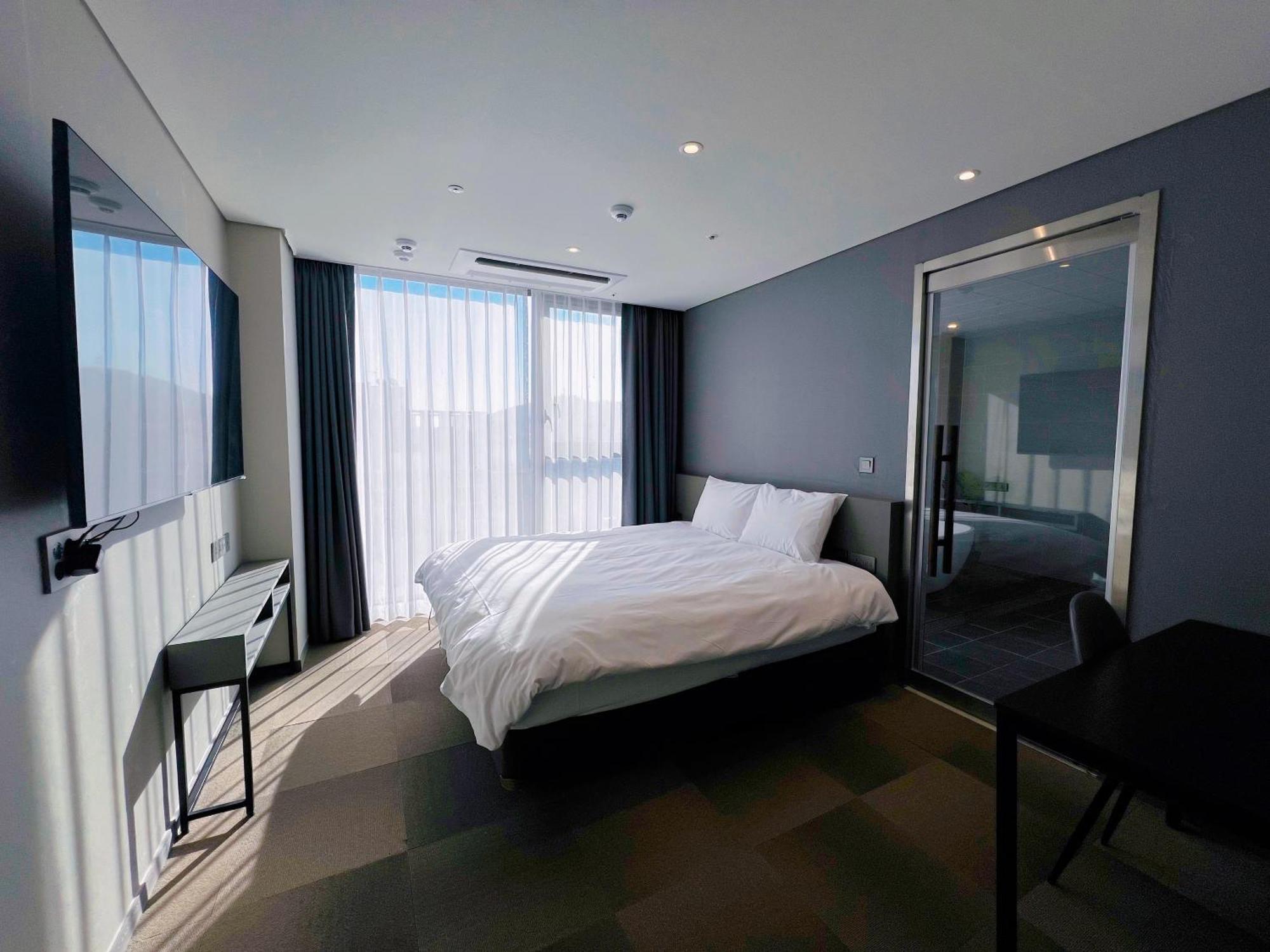 U5 * Seoul