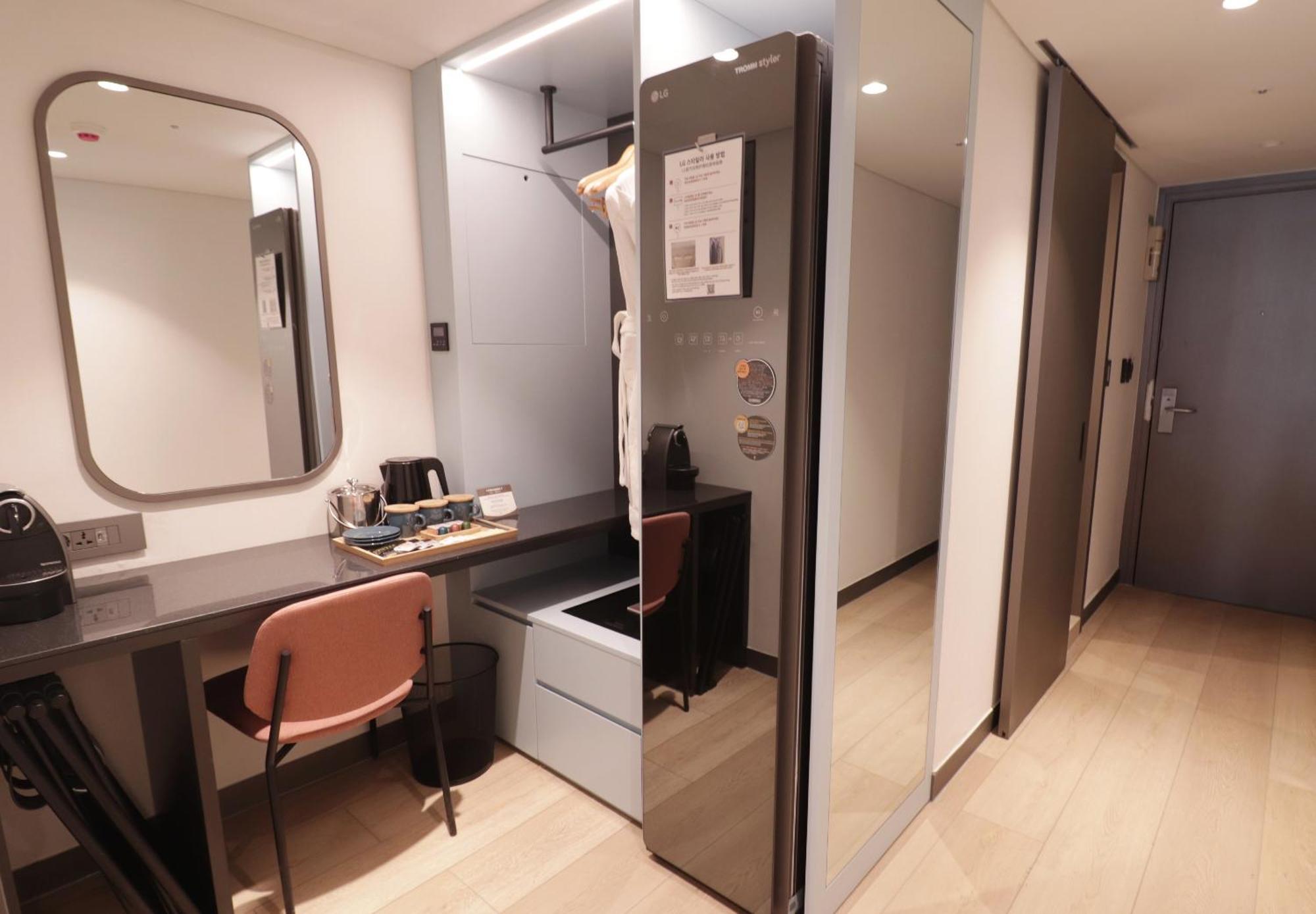 Hotel Pj Myeongdong 4*