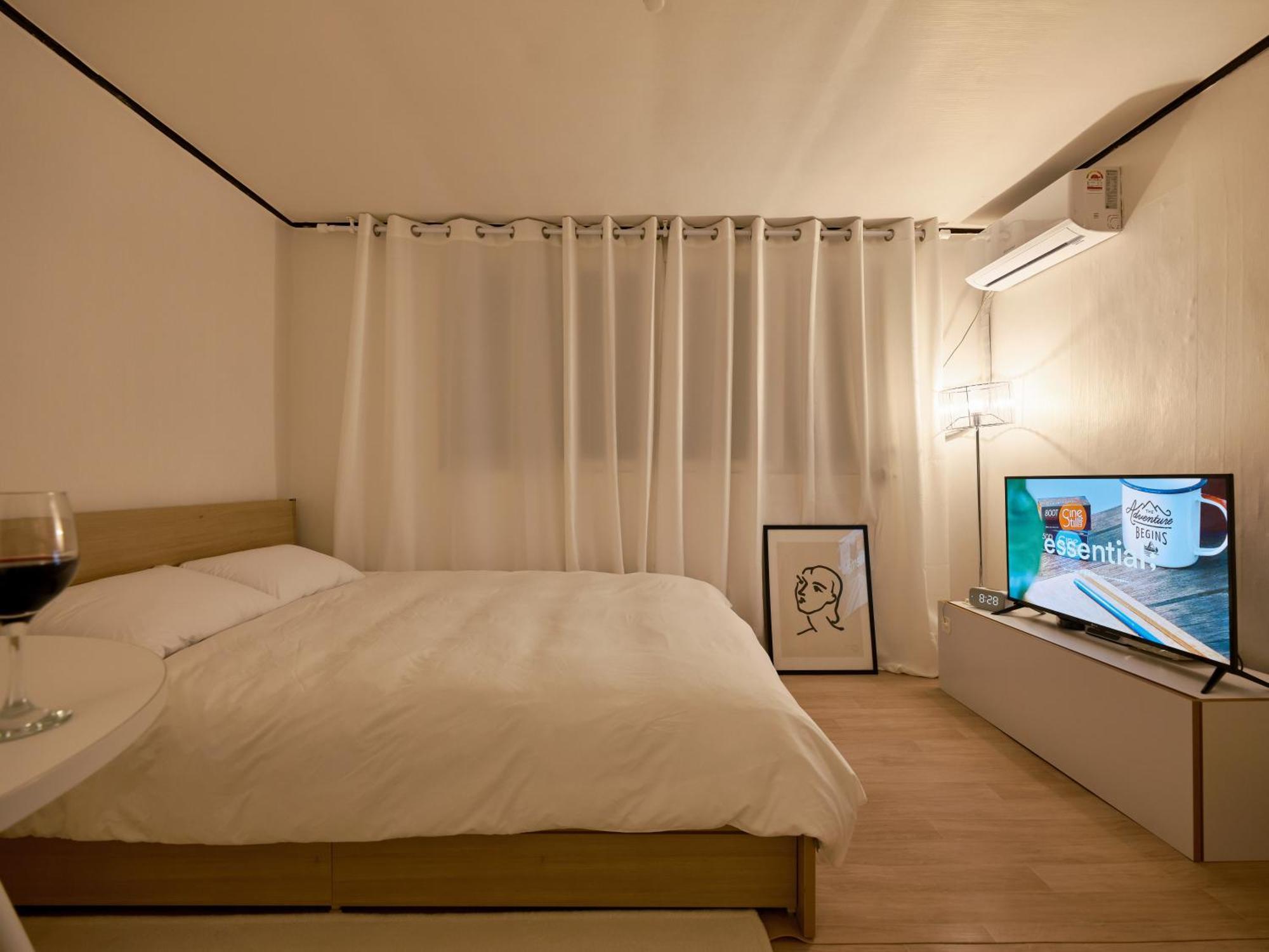 Warm Place Seul