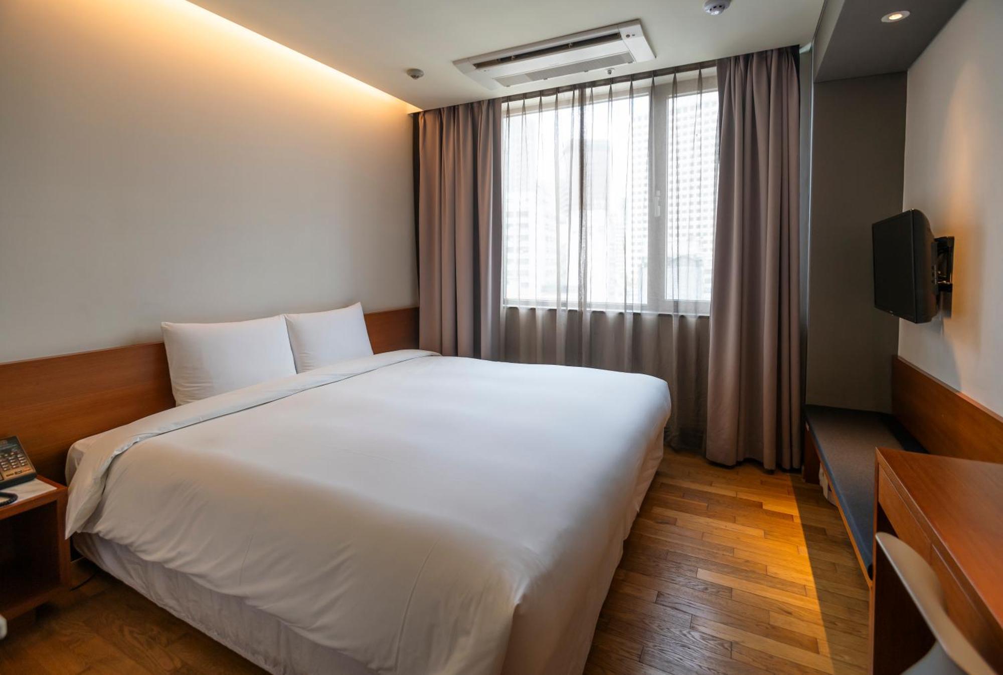 Hotel Shinshin Myeongdong