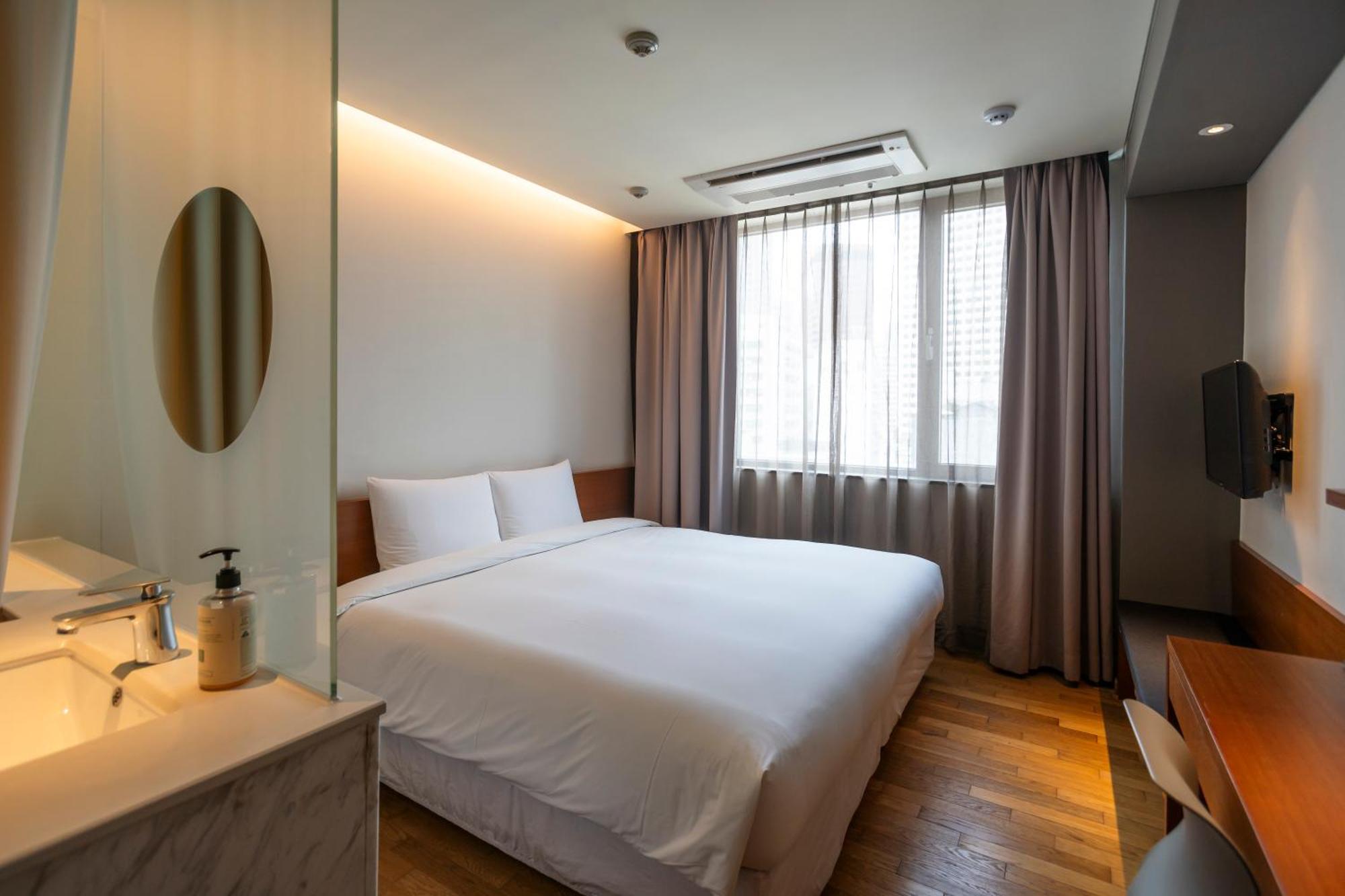 Hotel Shinshin Myeongdong Seul