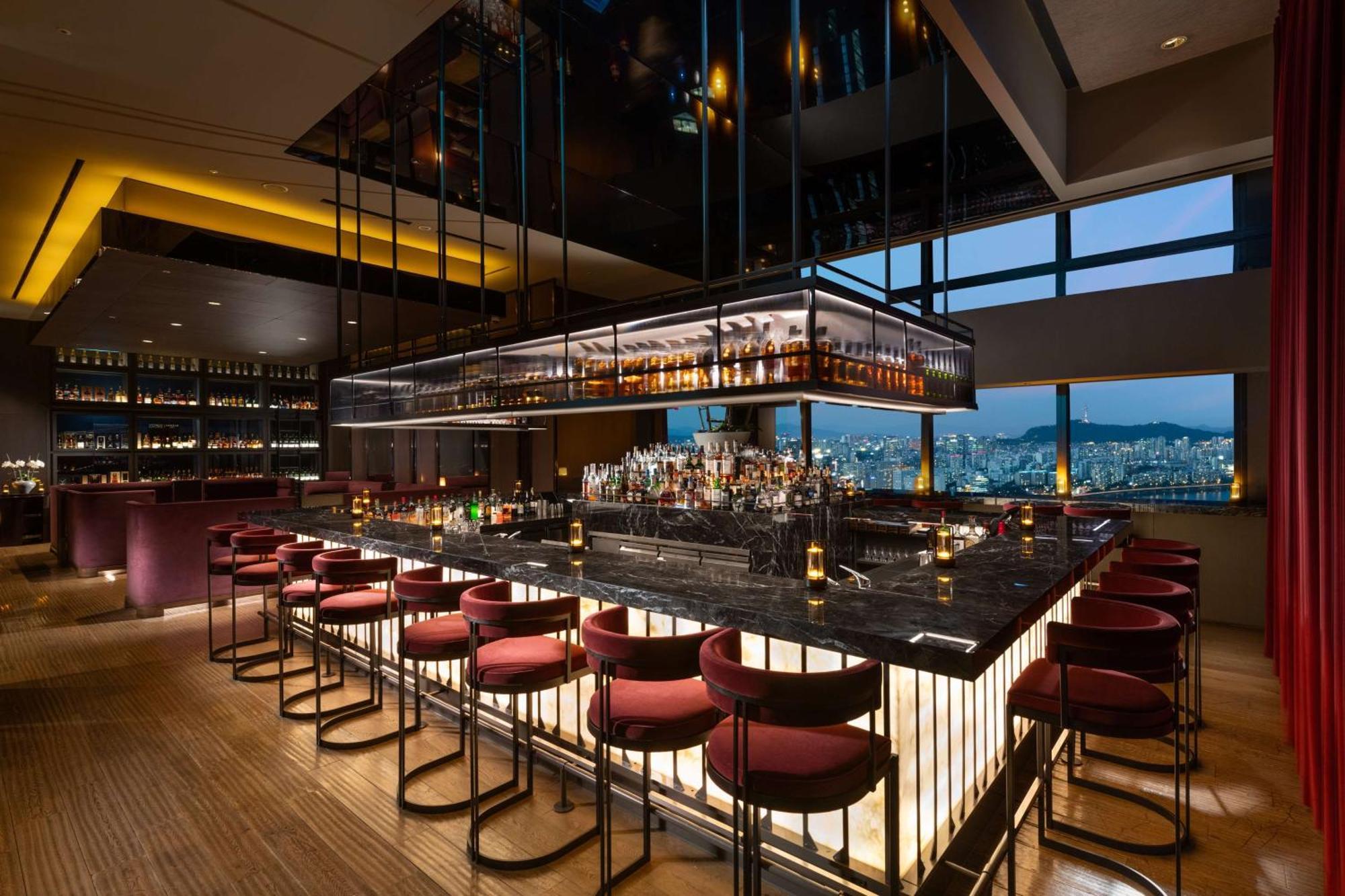 Conrad 5* Seul