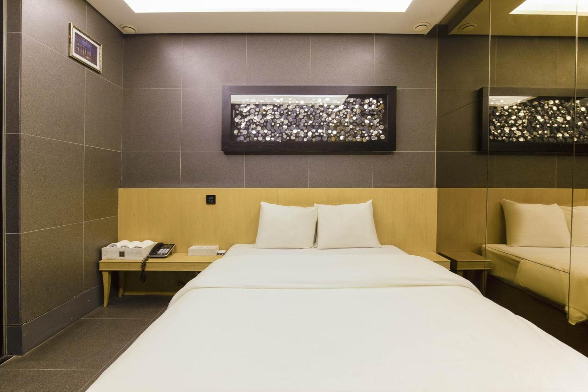 Sota Hotel