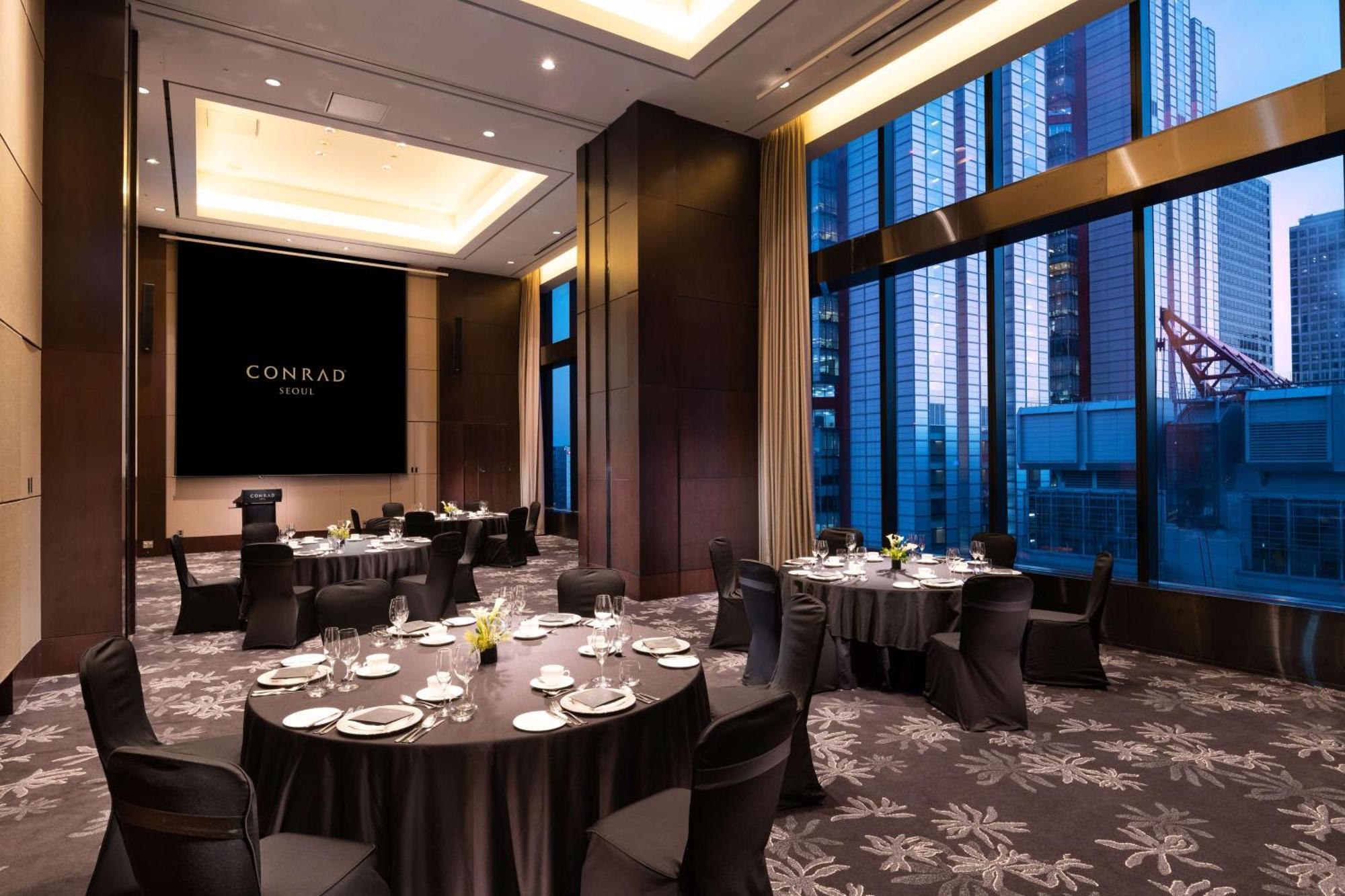 Hotel Conrad