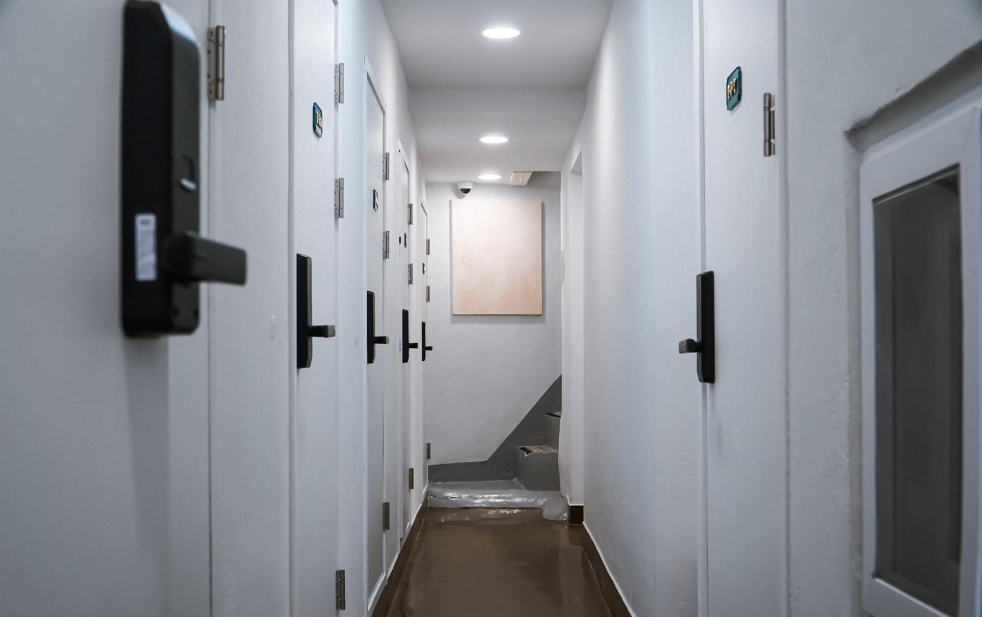 Korea Happiness House - Female Only Guest house *