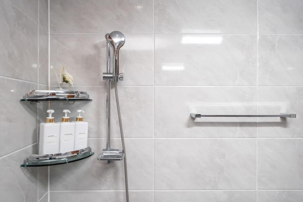 Max 14 - Game 4bdr 2toilet Dryer * Seul