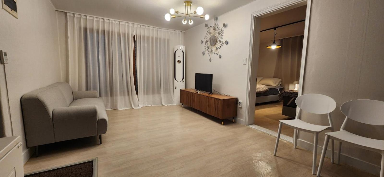 Apartamento B-5 Hongdae Art House *