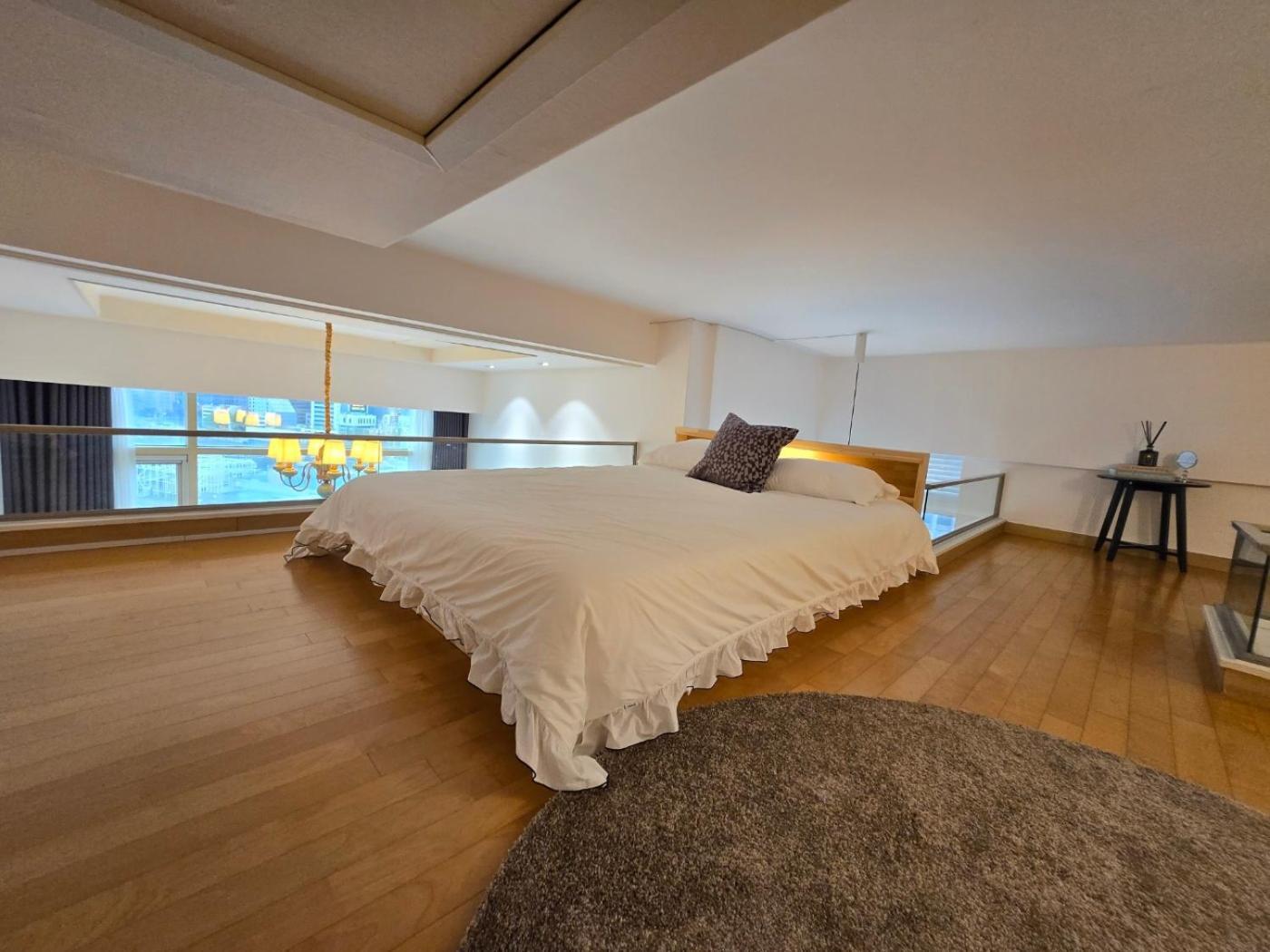 Gleam House Apartment
