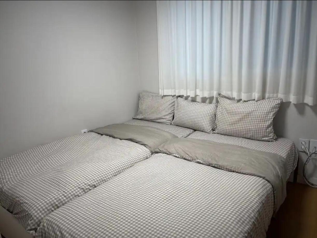 King's Garden Apartment