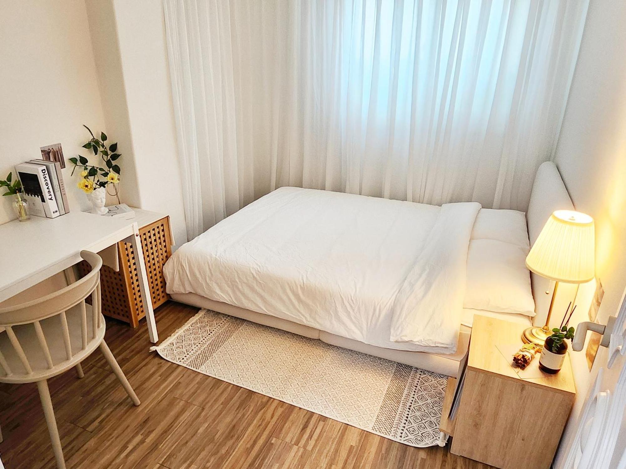 Apartment Cozy Gangnam Style Trip, 3min To Subway, Calm & Chic *