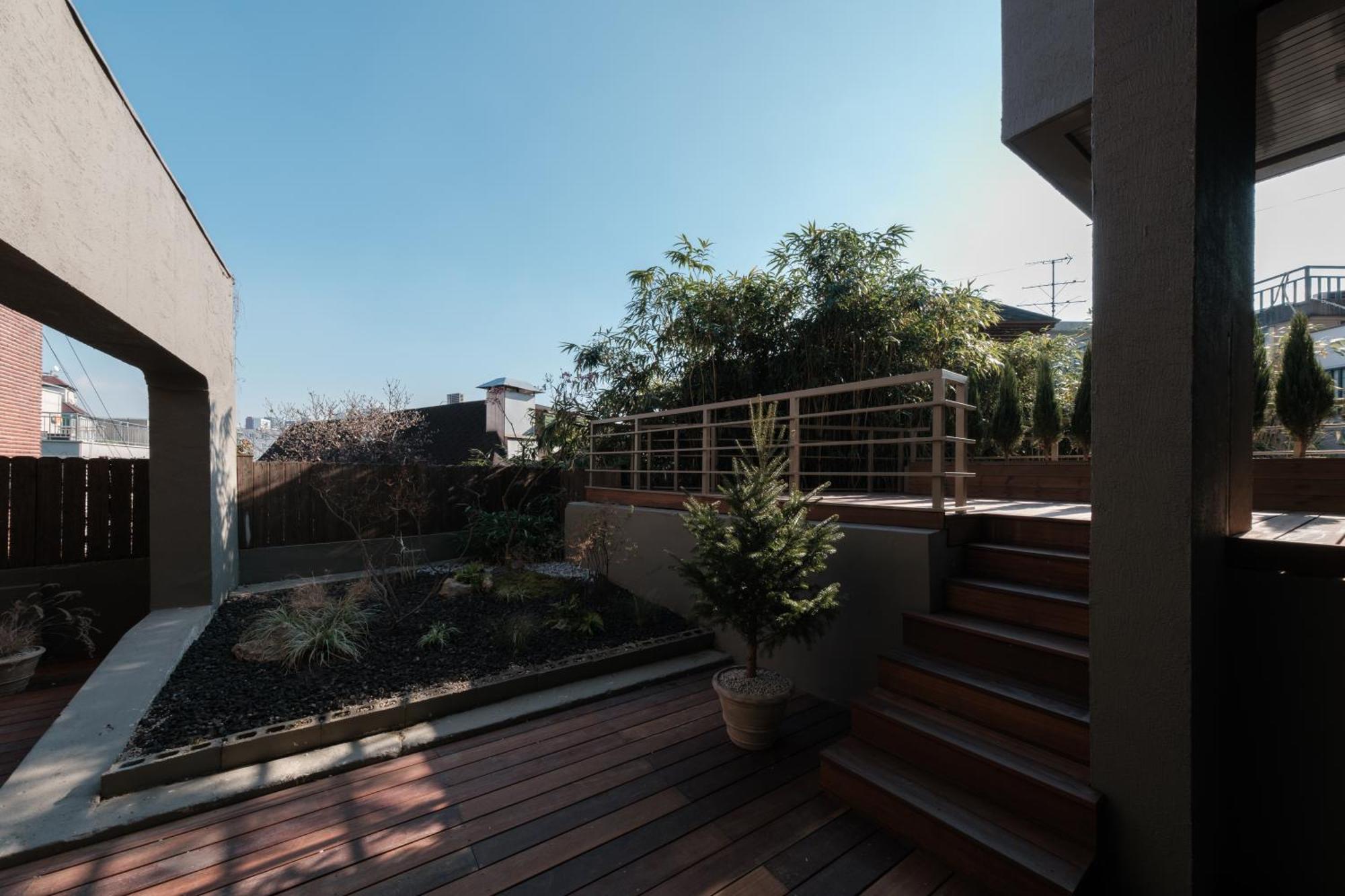 Blik Stille Hyochang 101 Yongsan Premium House