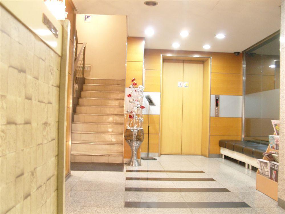 Hoegi Coop Apartment *