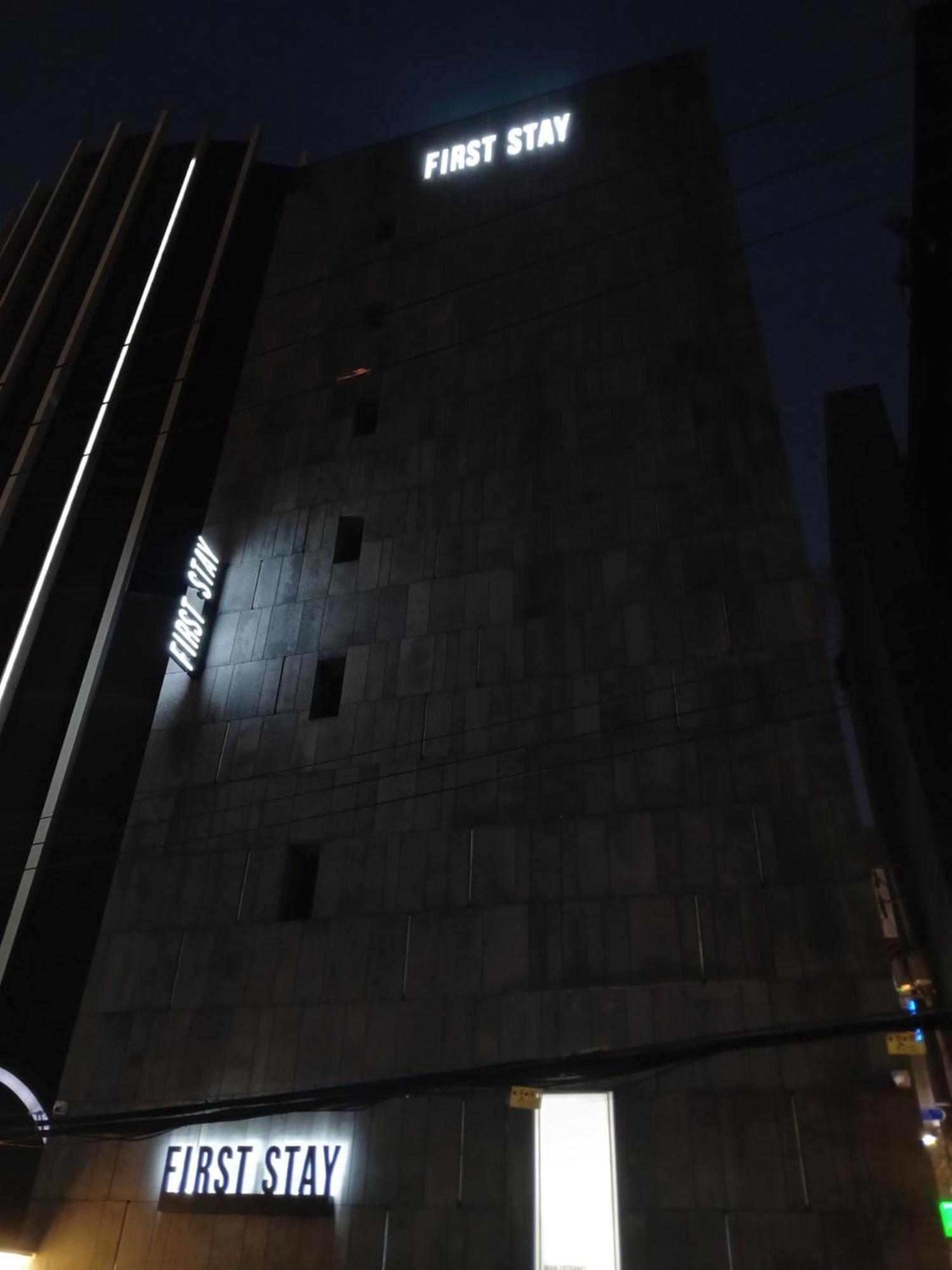Firststay Hongdae Hotel