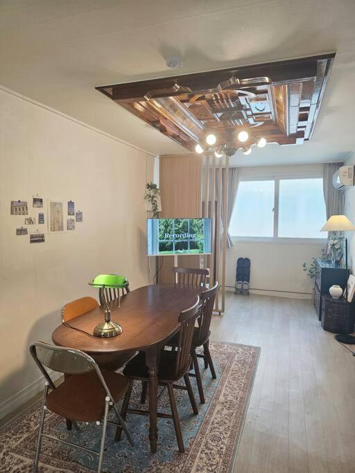 Serenity House, Apartment