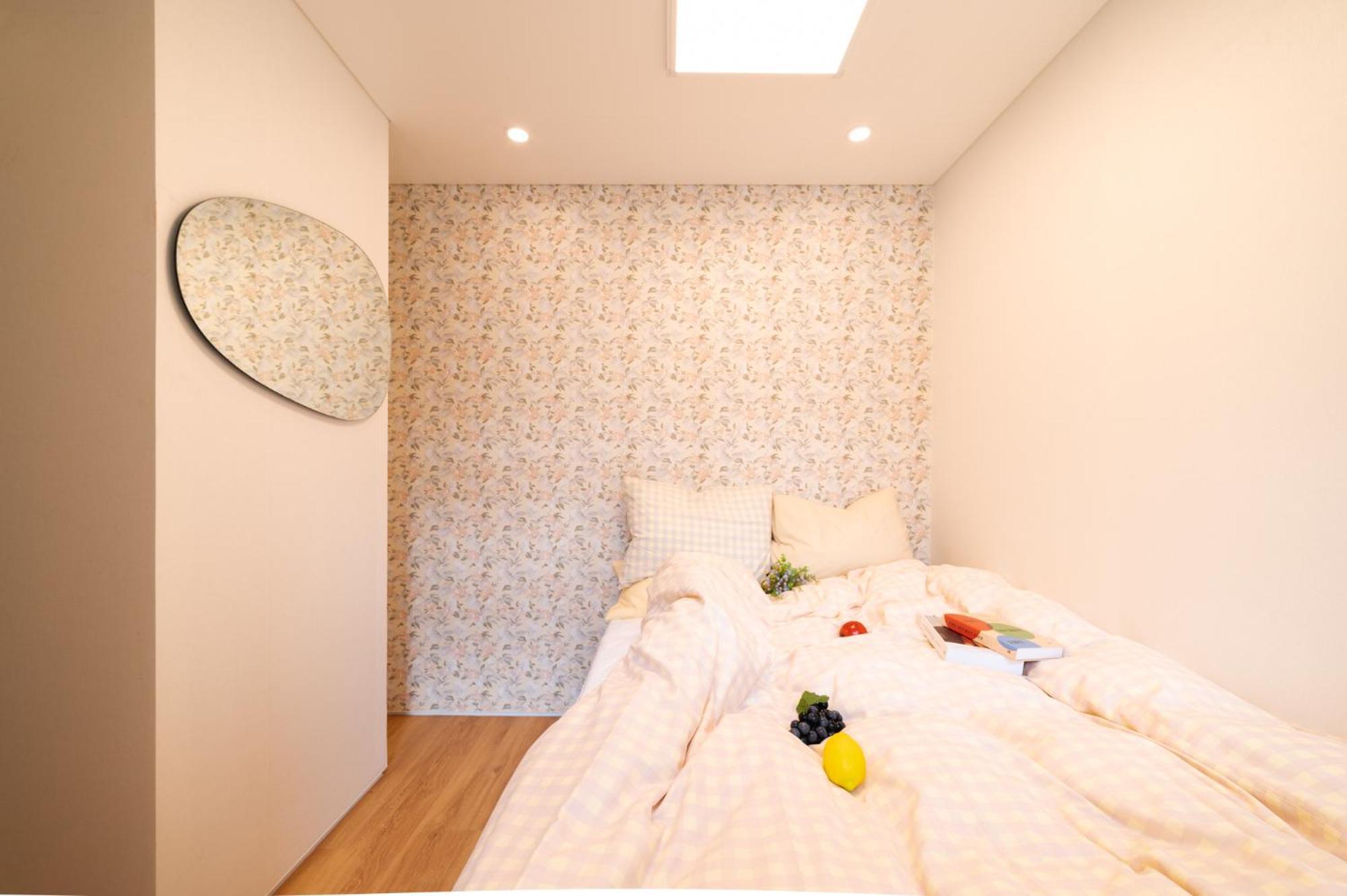 Apartment Wave Family #4 *