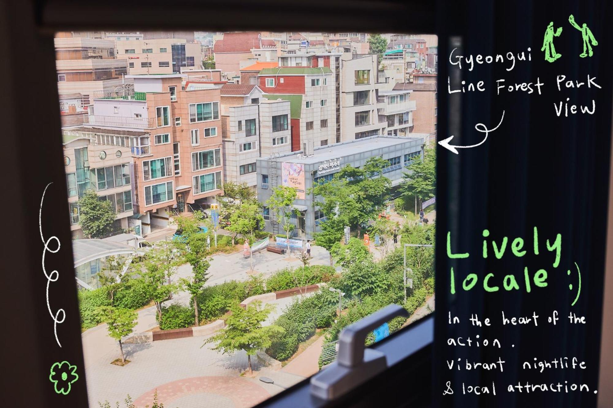Apartment Hongik Univ Station Wave Family #1 Seoul