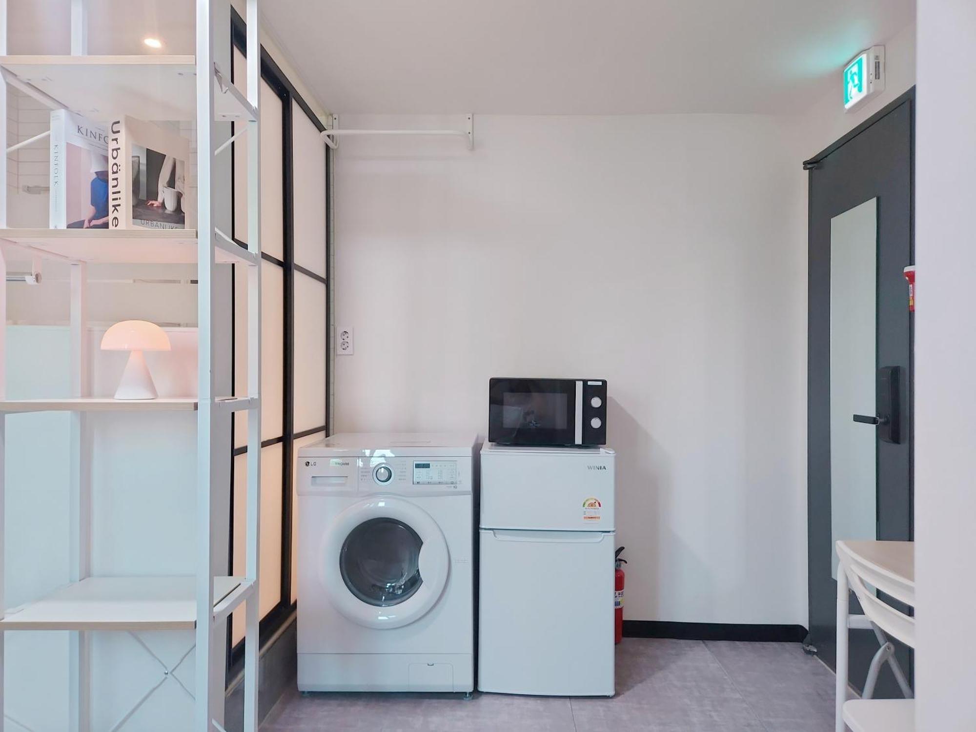 The Nearby Yeouido Homestay