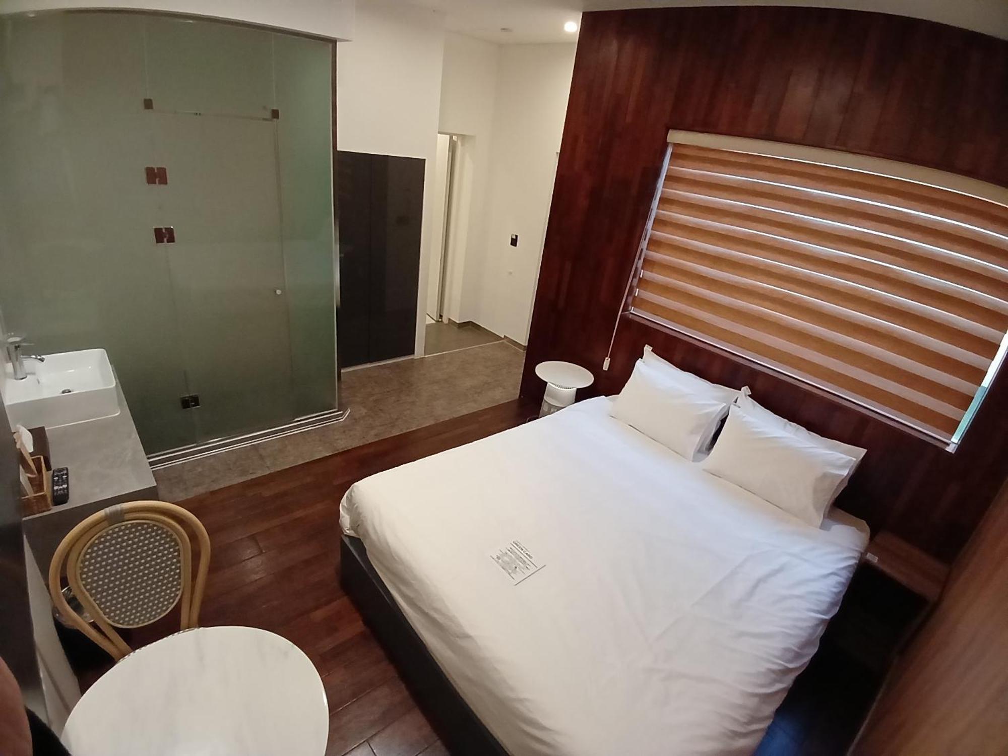Hotel Firststay Hongdae