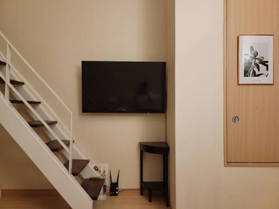 Comfortable Duplex House With View #seokchonlakeview #lotteworld