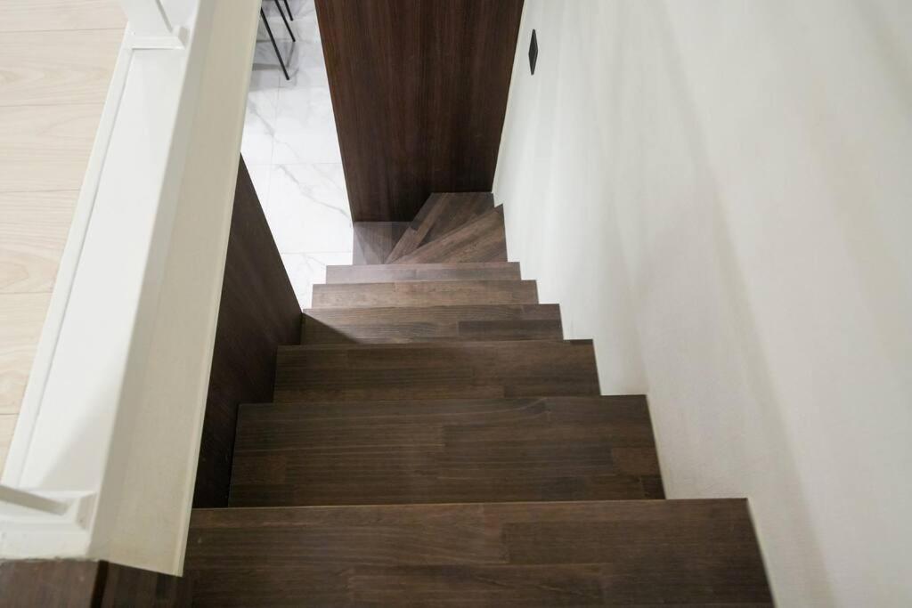 Everywhere - Triple Subway Line 2,4,5 Apartamento