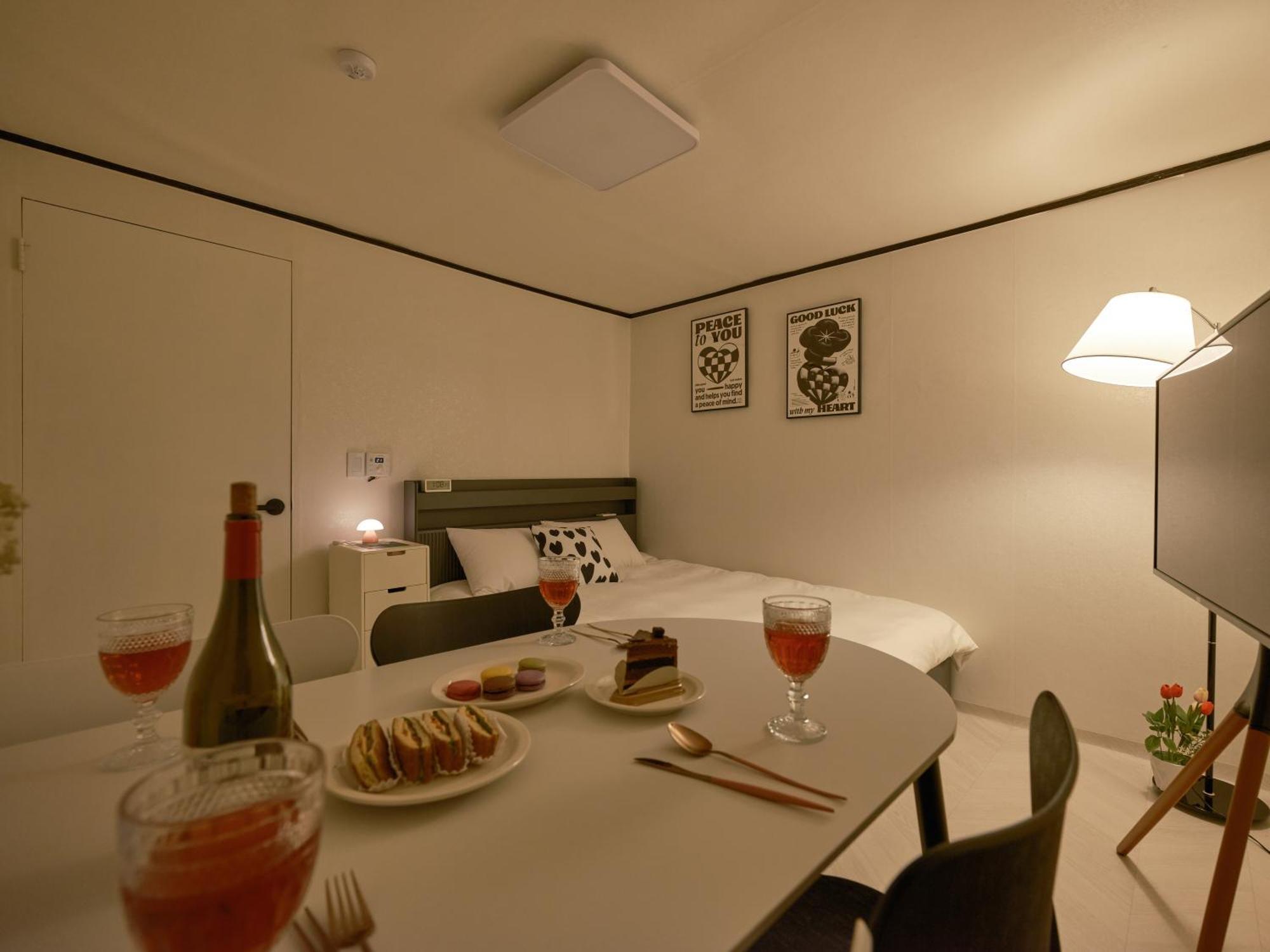 Warm Place Seul