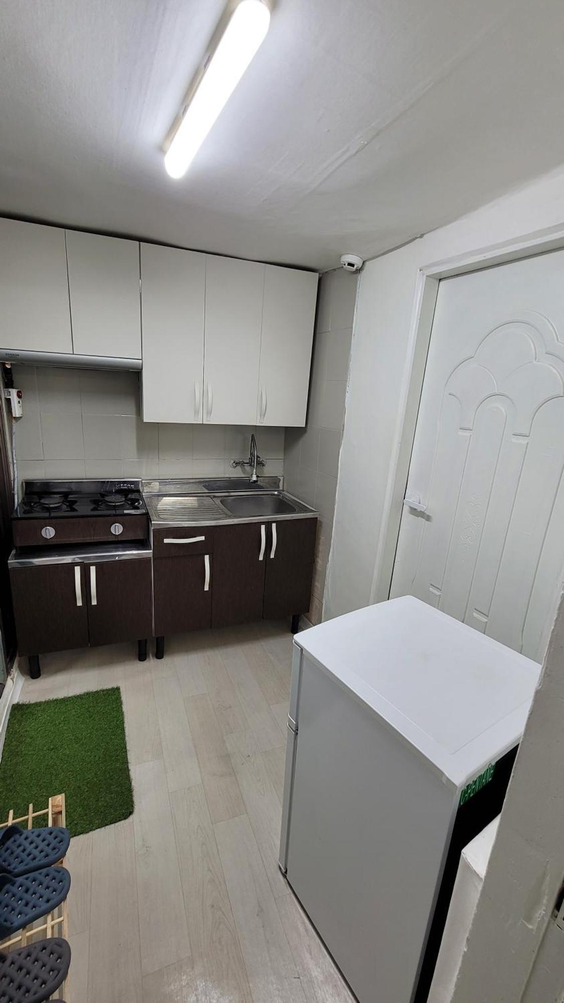 Jackson House #sinchon #ewha #hongdae * Seul