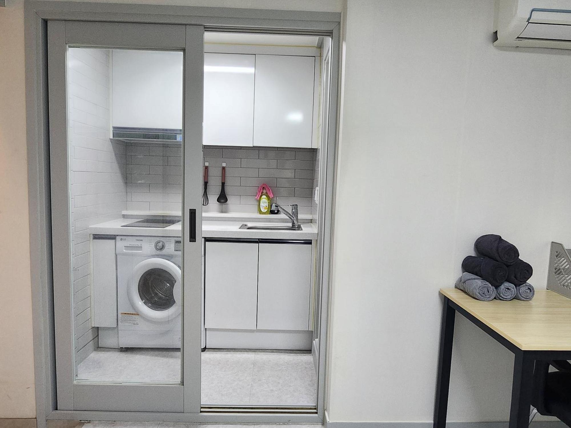 Apartment Affordable And Cozy Near Nakseongdae Station *