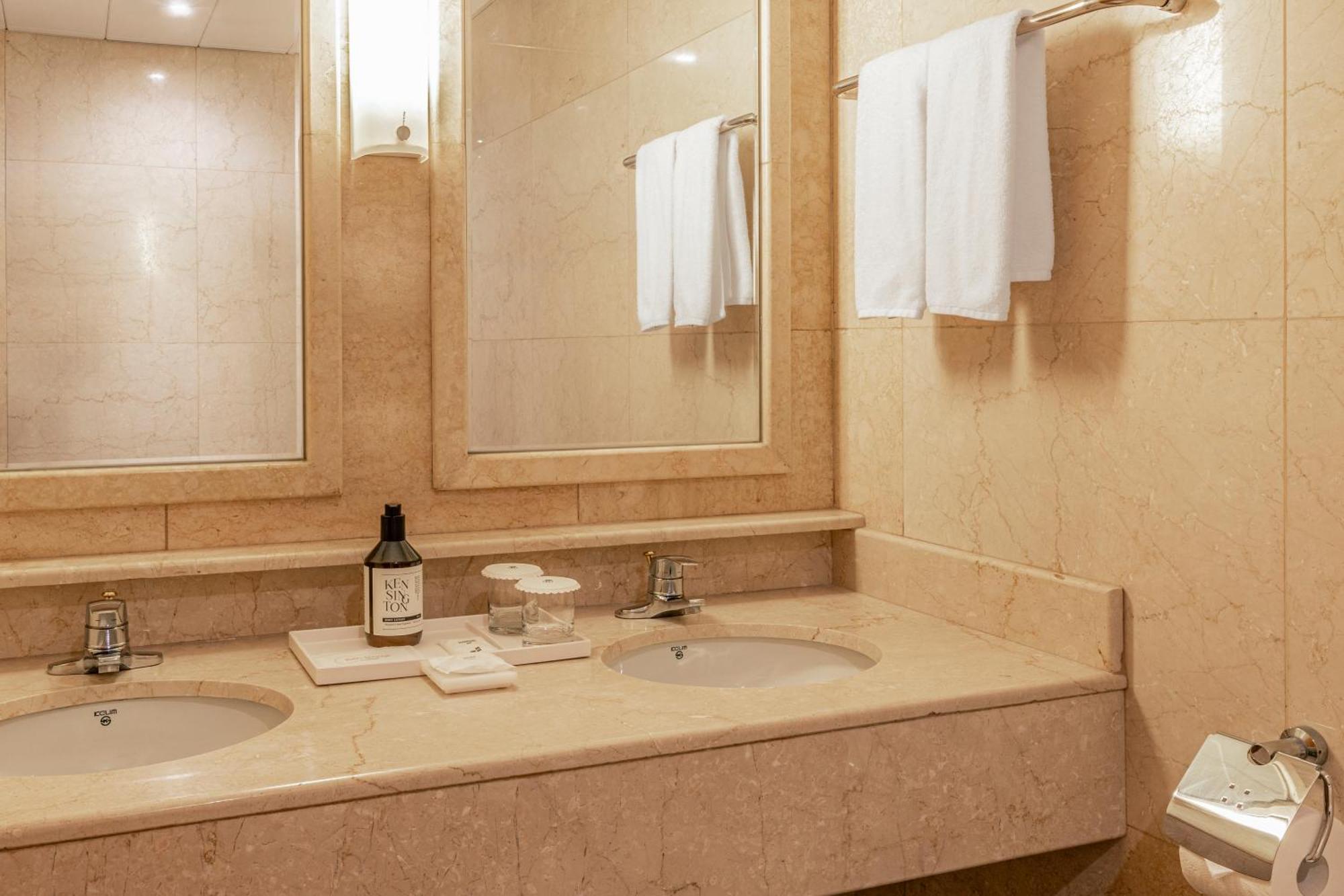 Kensington Yeouido Hotel 4*