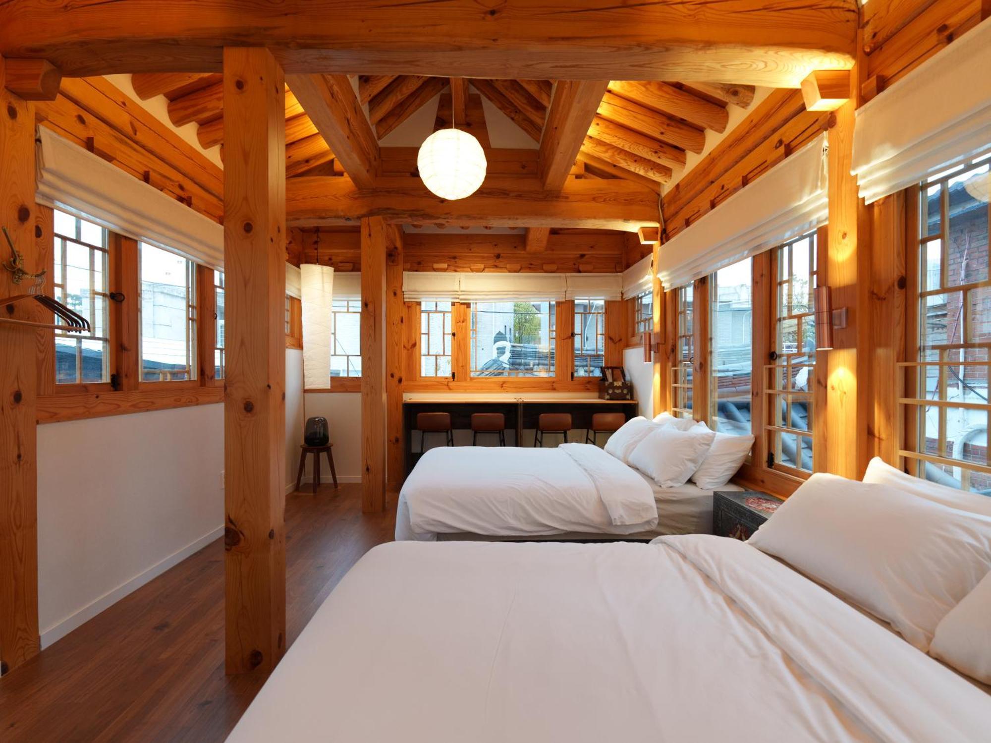Awik Hanok Seul
