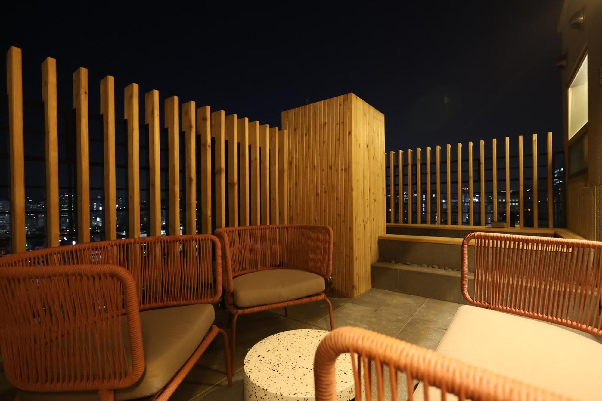 New Blanc Myeongdong 4* Seoul