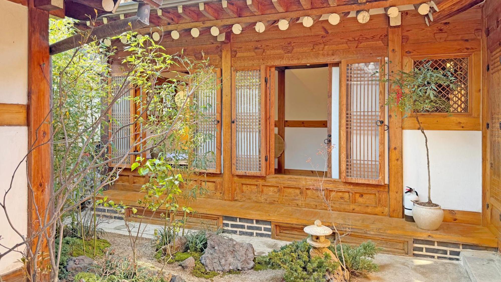 Hanok J'nor Bahay bakasyunan Seoul
