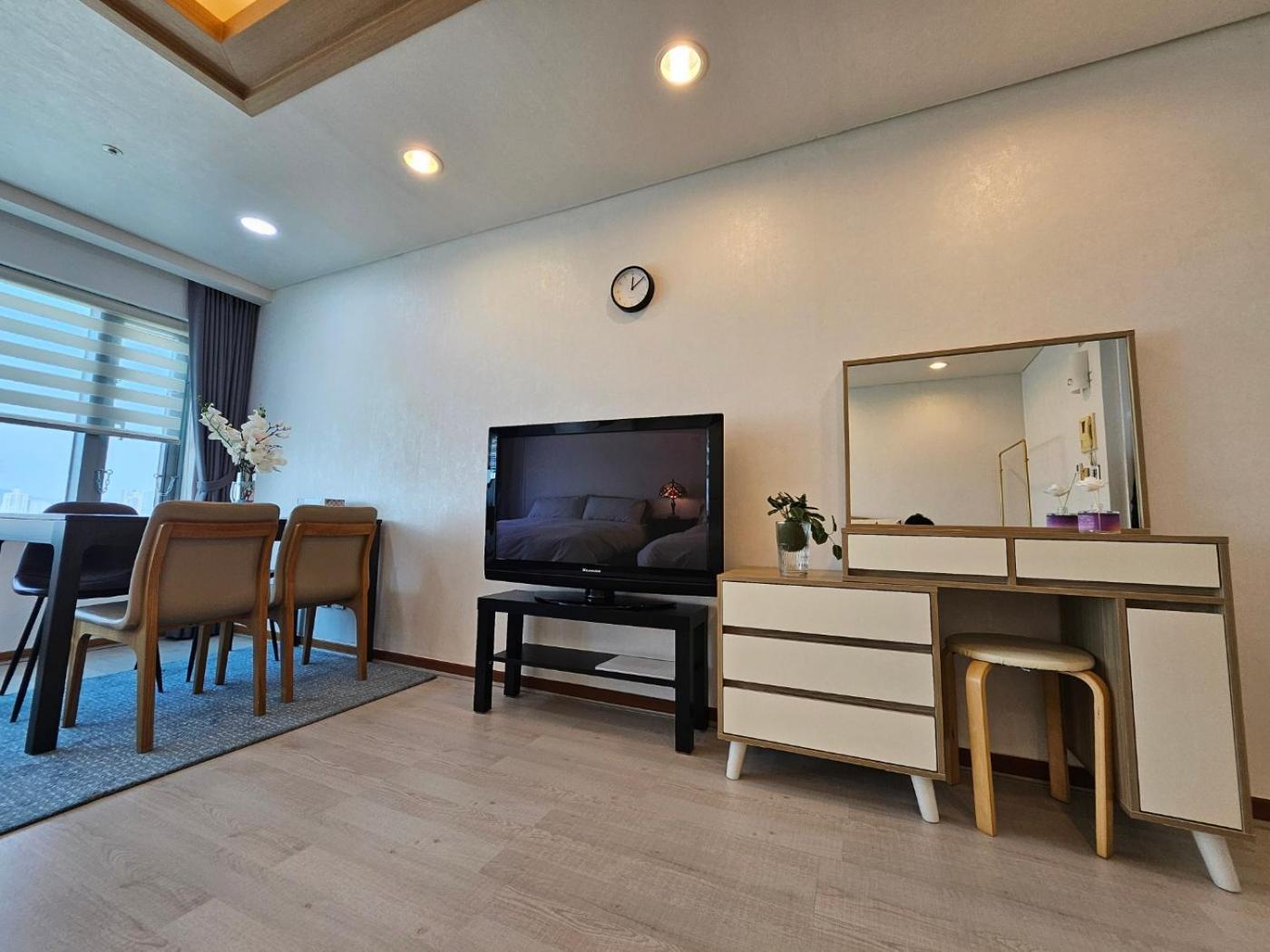 Apartment Cozy House Hongdae *
