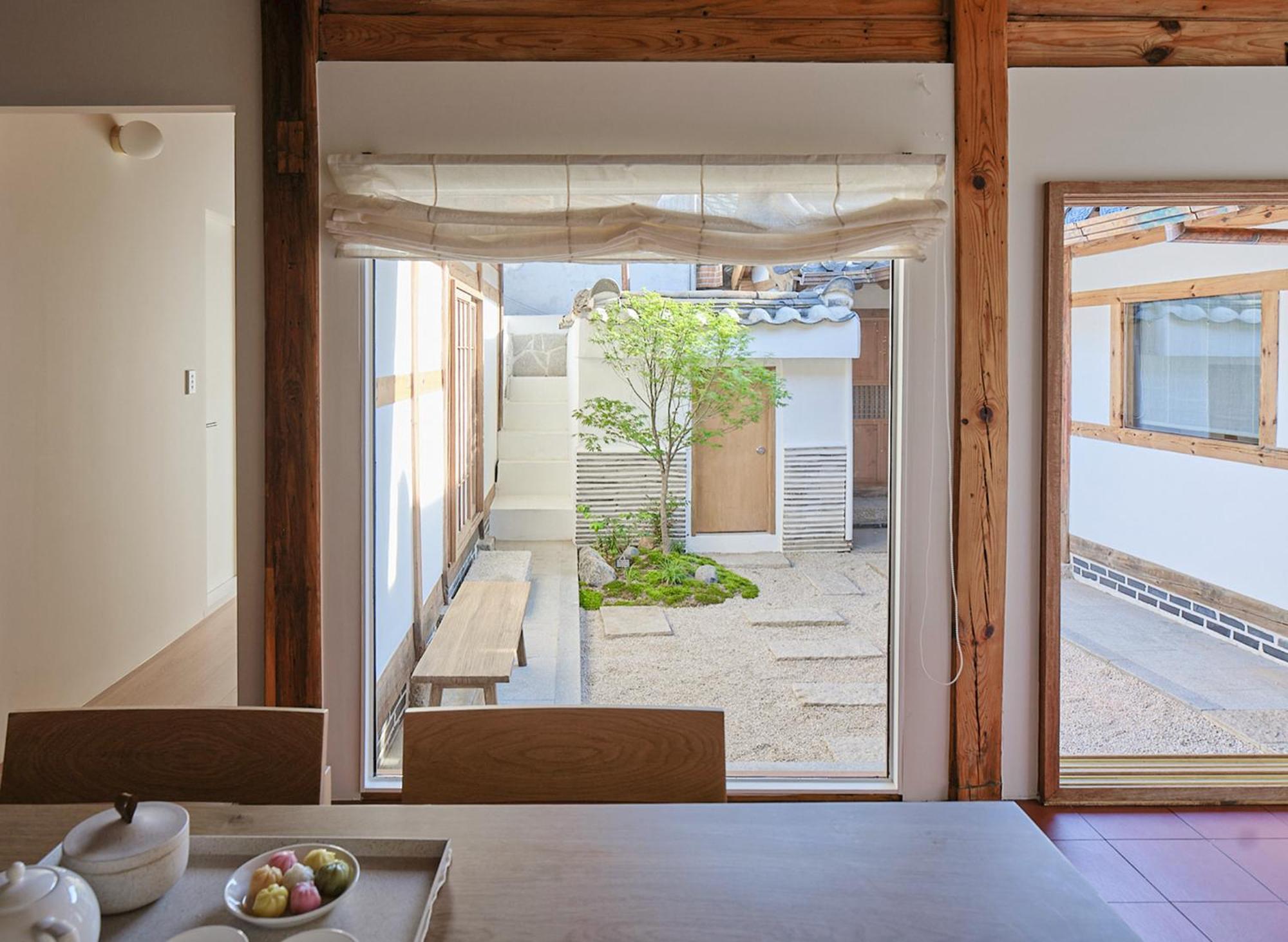 Apartment Staymoire Entire Hanok - Of Seoul