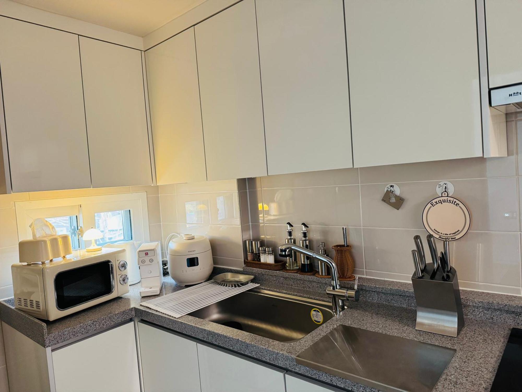 Villa Luck In Hongdae Near Hongik Station *