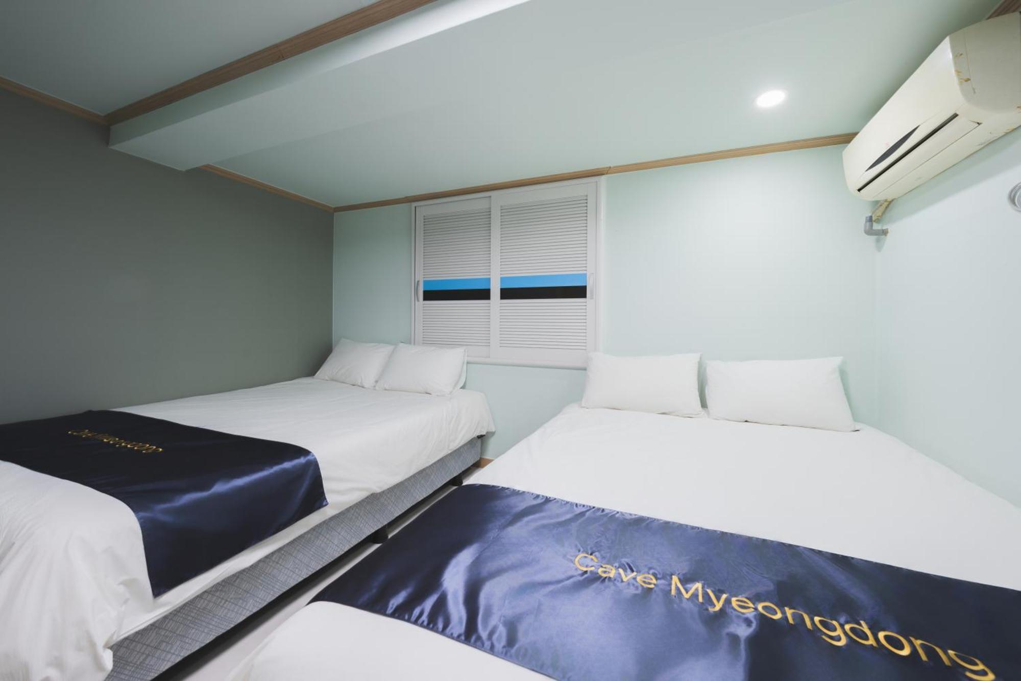 Cave Myeongdong Hostel *