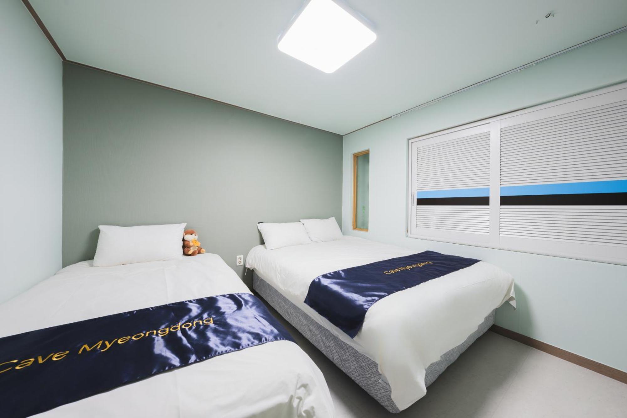 Hostel Cave Myeongdong *